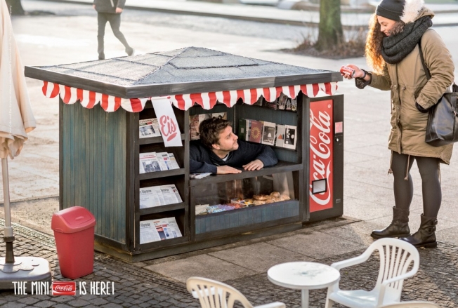 coca-cola-mini-kiosk-hed-2014